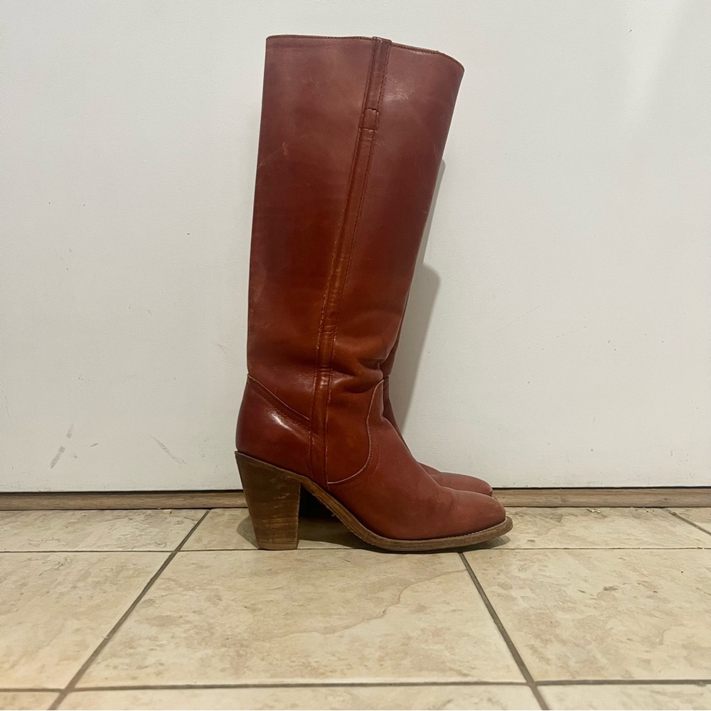 Frye chestnut leather heeled boots